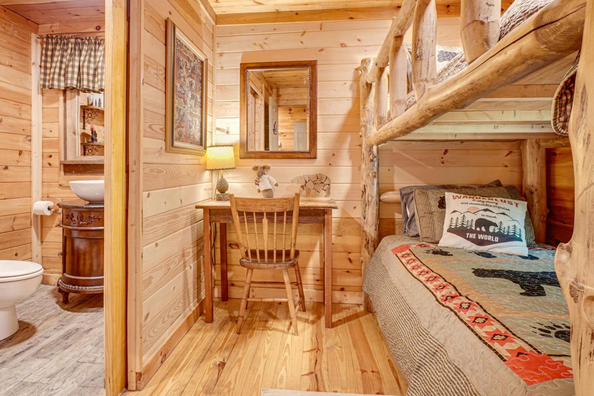 North Georgia Mtn Escape With Hot Tub And Games! Villa Sautee Nacoochee Luaran gambar