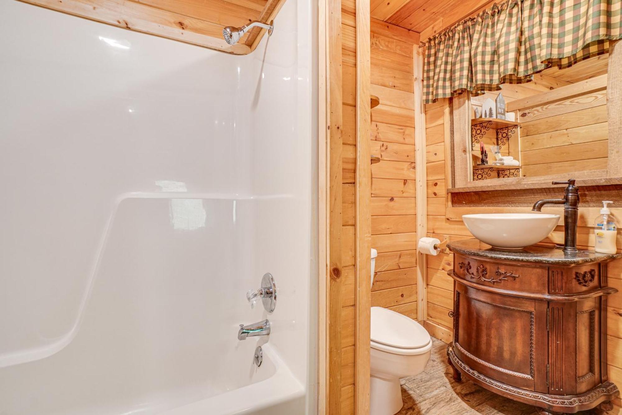 North Georgia Mtn Escape With Hot Tub And Games! Villa Sautee Nacoochee Luaran gambar