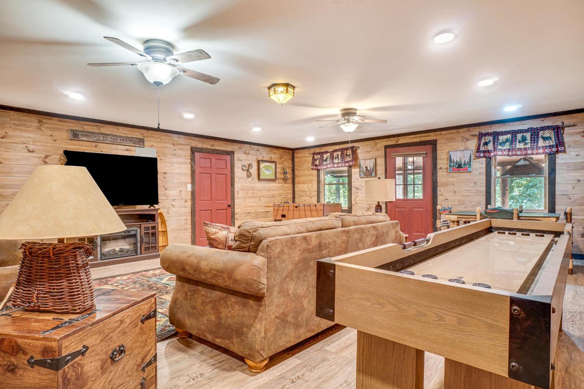 North Georgia Mtn Escape With Hot Tub And Games! Villa Sautee Nacoochee Luaran gambar